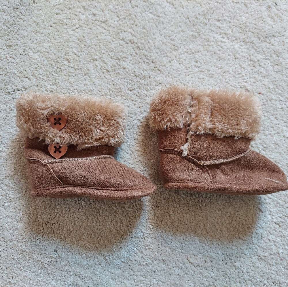 Soft Soled Booties - Picture 2 of 5